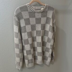 NWOT Levi's Gray and Cream Checkered Crewneck Sweater